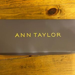 Ann Taylor pink suede flat